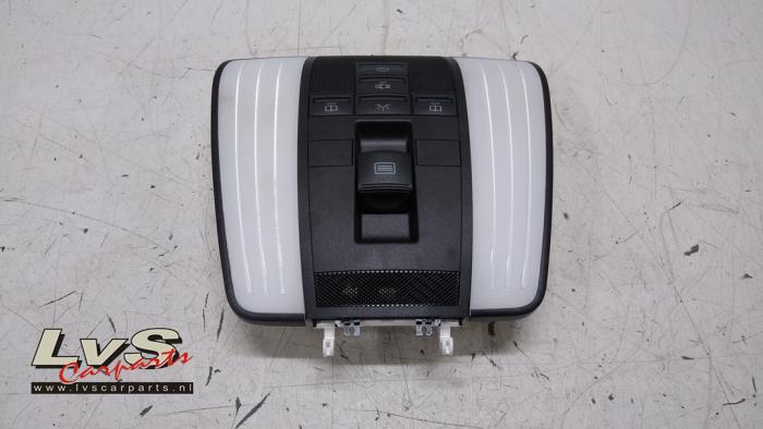 Mercedes E-Klasse Eclairage intérieur avant