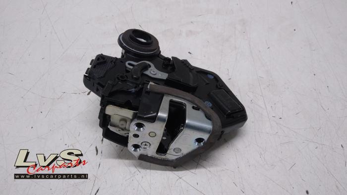 Daihatsu Terios Rear door mechanism 4-door, right