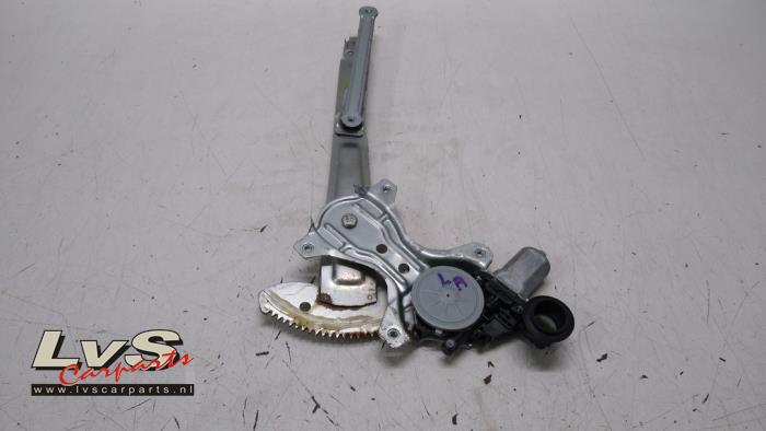 Daihatsu Terios Window mechanism 4-door, front left