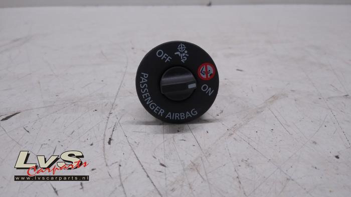 Renault Clio Airbag Schloss