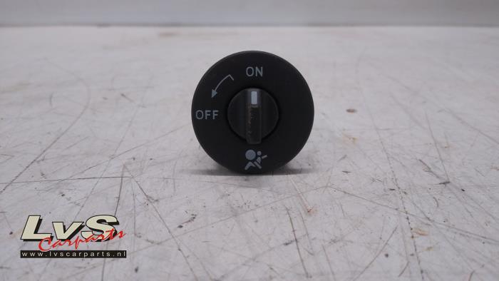 Dacia Dokker Airbag commutateur