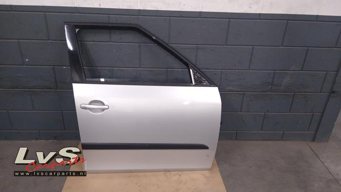 Skoda Fabia Front door 4-door, right