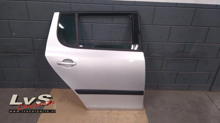 Skoda Fabia Rear door 4-door, right