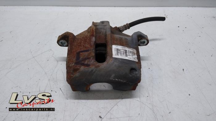 Peugeot 2008 Remklauw (Tang) links-voor