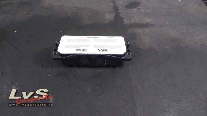 Volkswagen UP Right airbag (dashboard)