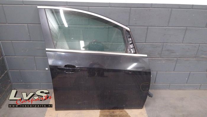 Opel Astra Portière 4portes avant droite