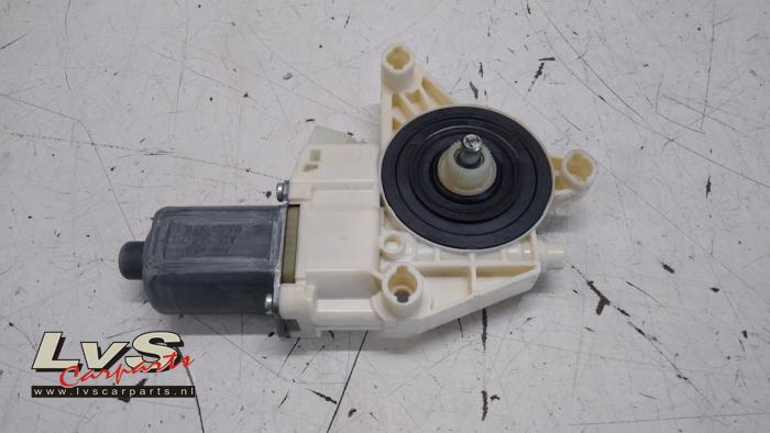 Mercedes Vito Door window motor