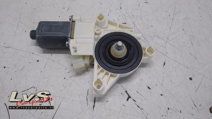 Mercedes Vito Door window motor