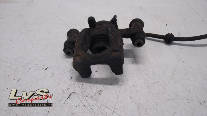 Mercedes Vito Remklauw (Tang) rechts-achter