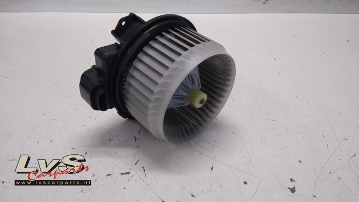 Toyota Yaris Heizung Belüftungsmotor