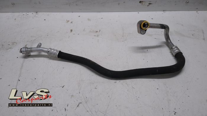 BMW 1-Serie Air conditioning line