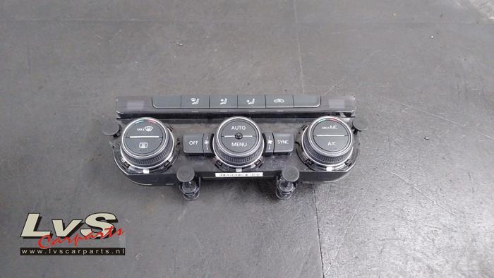 Volkswagen Golf Air conditioning control panel