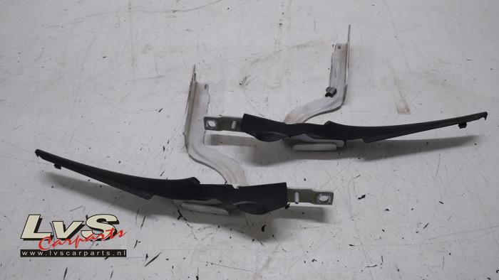 Peugeot Expert Motorhaube Scharnier