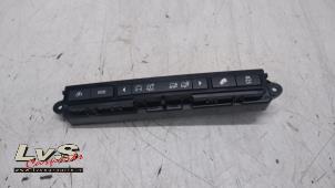 Gebruikte Schakelaar Landrover Discovery Sport (LC) 2.0 TD4 180 16V Prijs € 30,00 Margeregeling aangeboden door LvS Carparts