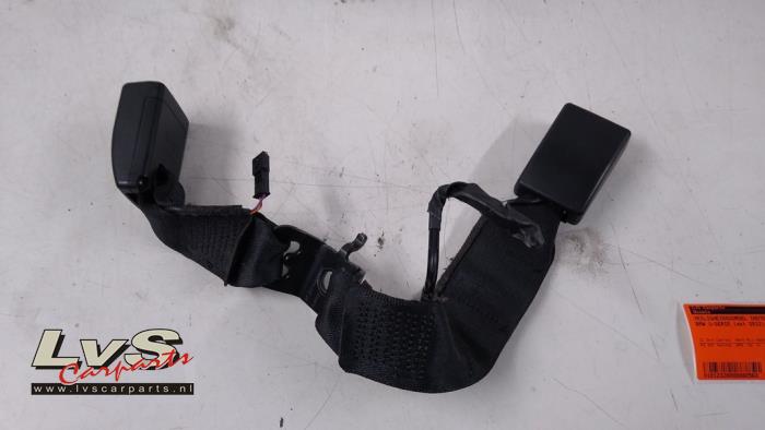 BMW 1-Série Insertion ceinture de sécurité arrière centre