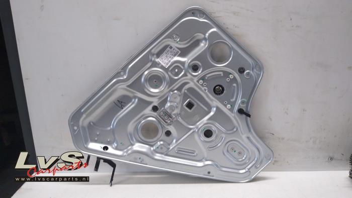 Kia Venga Rear door window mechanism 4-door, left