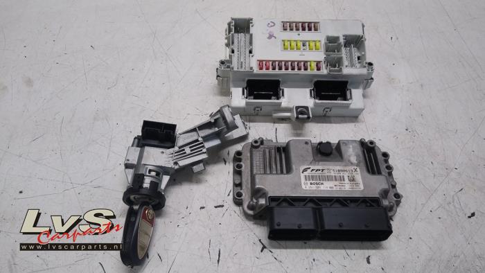 Alfa Romeo Giulietta Steuergerät Motormanagement