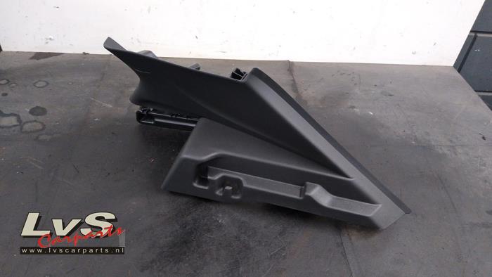 Opel Astra Support plage arrière