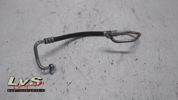 Hyundai I10 Air conditioning line