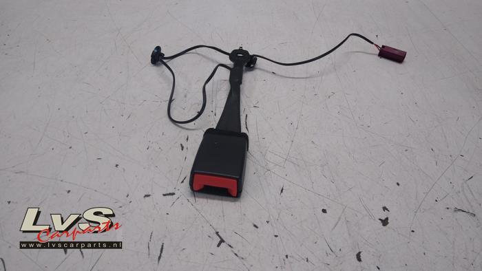 Ford B-Max Front seatbelt buckle, right