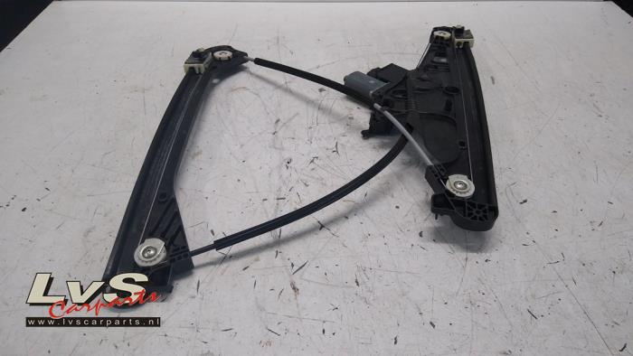 Peugeot 3008 Ruitmechaniek 4Deurs links-voor