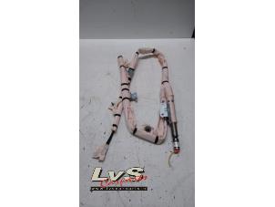 Gebruikte Hemel airbag rechts Mazda CX-5 I (KE,GH) 2.2 Skyactiv D 150 16V 4WD Prijs € 125,00 Margeregeling aangeboden door LvS Carparts