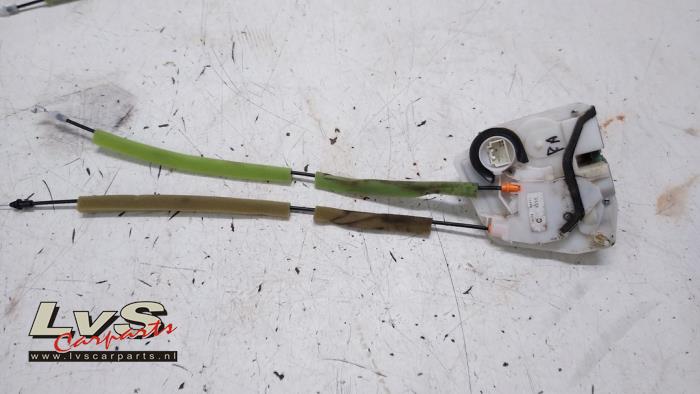 Mazda CX-5 Türschlossmechanik 4-türig rechts hinten