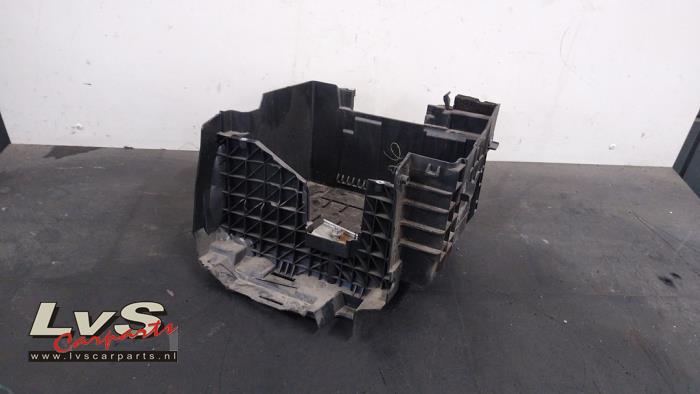 Renault Megane Battery box