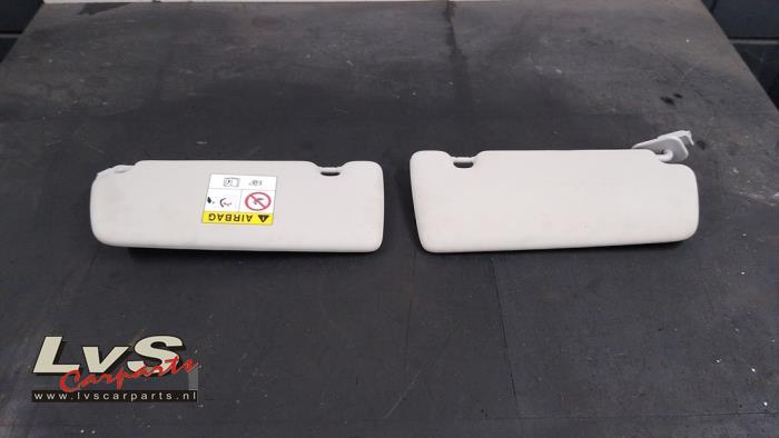 Renault Megane Ensemble pare-soleil