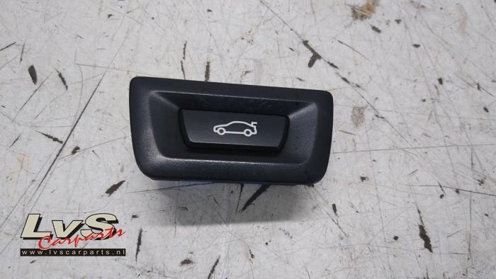 BMW 3-Série Commutateur hayon