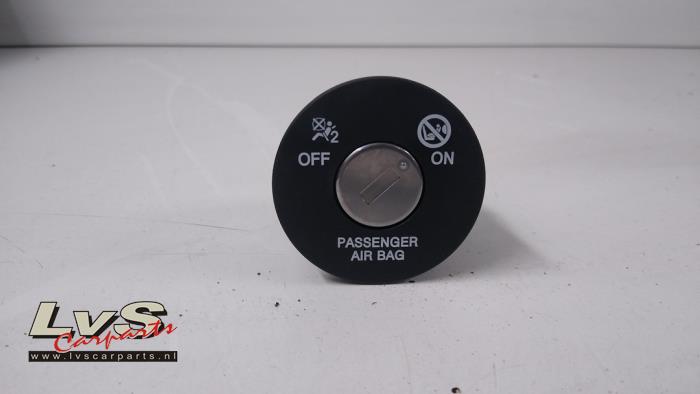 Hyundai I10 Airbag commutateur