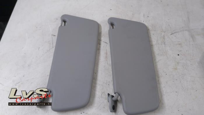 Opel Corsa Ensemble pare-soleil