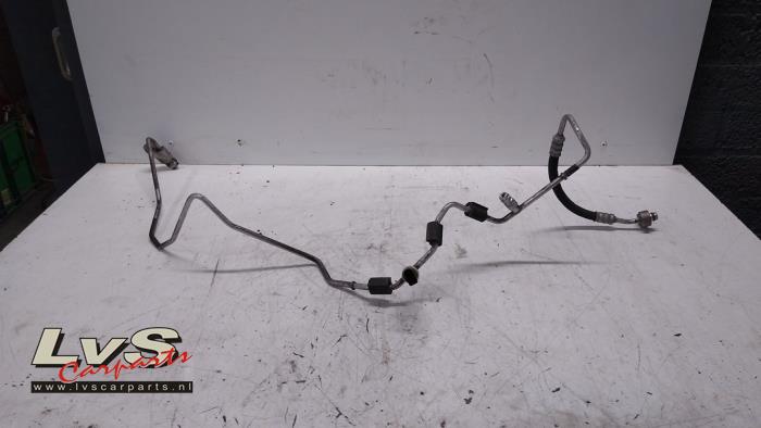 Volkswagen Polo Air conditioning line