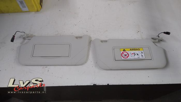 Ford Focus Ensemble pare-soleil