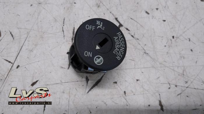 Mini Mini Airbag Schloss