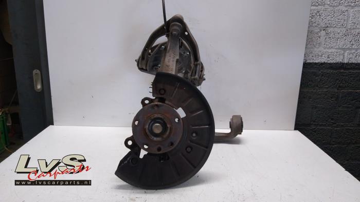 Audi Q7 Fusee links-voor