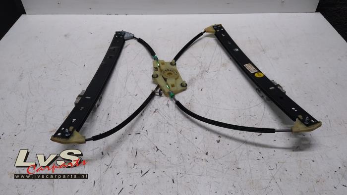 Audi Q7 Ruitmechaniek 4Deurs rechts-achter