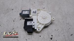 Gebruikte Raammotor Portier Fiat 500X (334) 1.4 Multi Air 16V Prijs € 49,00 Margeregeling aangeboden door LvS Carparts