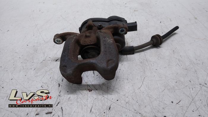 Fiat 500X Rear brake calliper, left