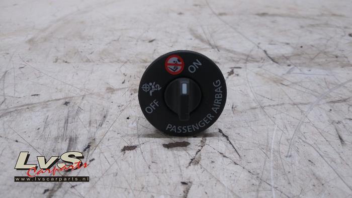 Renault Twingo Airbag Schloss