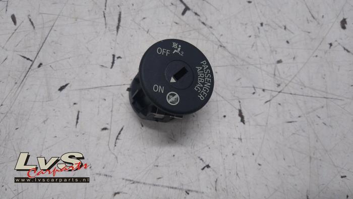 BMW 1-Serie Airbag Schloss