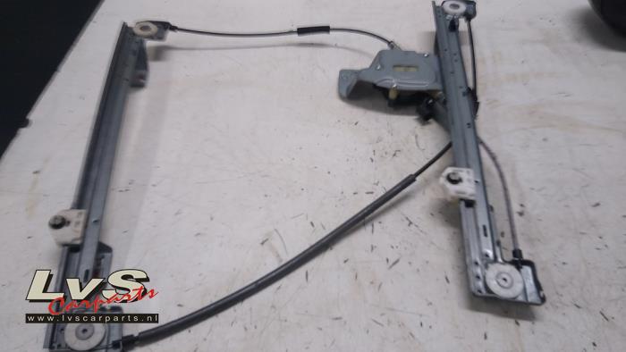 Renault Kangoo Mécanique vitre 2portes avant droite