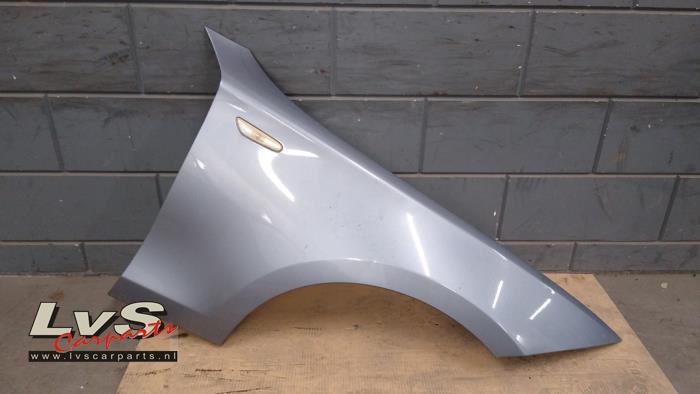 BMW 1-Serie Kotflügel rechts vorne