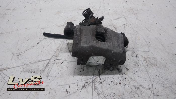 Ford Focus Remklauw (Tang) links-achter