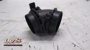 Gebruikte Luchtmassameter Ford Focus 3 Wagon 2.0 TDCi 16V 150 Prijs € 45,00 Margeregeling aangeboden door LvS Carparts