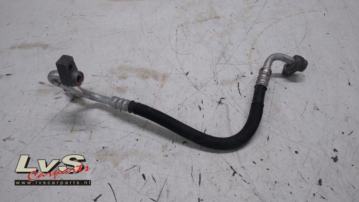 Ford Focus Air conditioning line