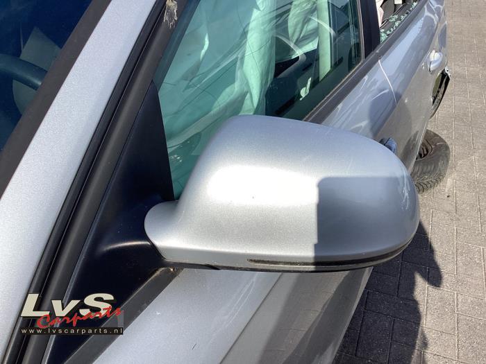 Audi A4 Buitenspiegel links