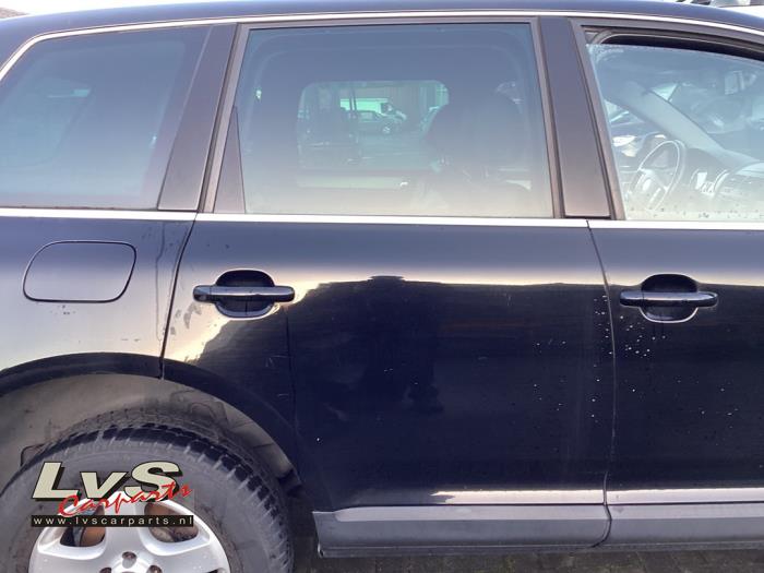 Volkswagen Touareg Rear door 4-door, right