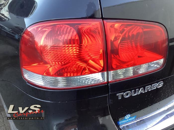 Volkswagen Touareg Taillight, left