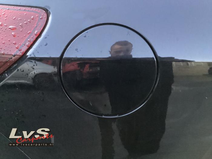 Opel Astra Clapet réservoir